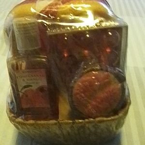 Fruit bath set